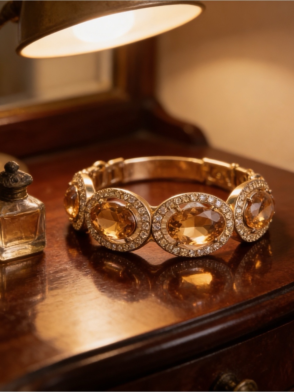 Chunky Gold-Tone Topaz Crystal Stretch Statement Bracelet - Picture 5 of 5